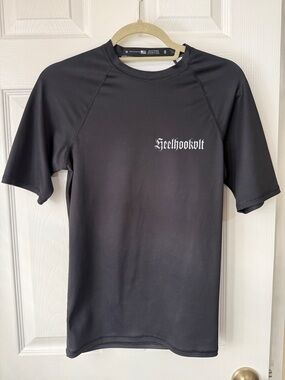 Men's Black Short-Sleeve Swim Rash Guard